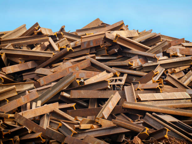 jak działą proces recyklingu stali w warszawie